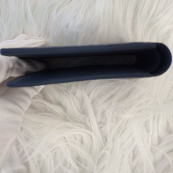 SOLD! BNWT LV Monogram Shadow Multiple Wallet in Rare Navy (Full Inclusion) - Picture 9 of 16